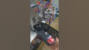 Loop pin making machine