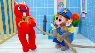 Monkey Bin Bon pretends to be a police officer and plays with Banban | Monkey video