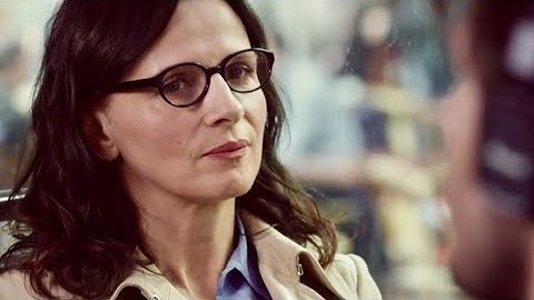 24歳と偽ったビノシュがSNSで知り合った若者と対面！映画『私の知らないわたしの素顔』本編映像