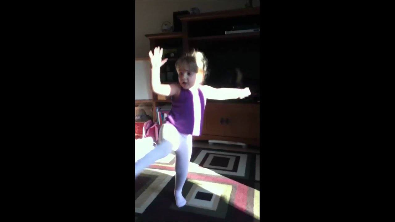 4 Year Old Dancing Youtube