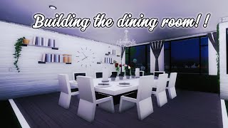 Building a Stylish Dining Room in Bloxburg!