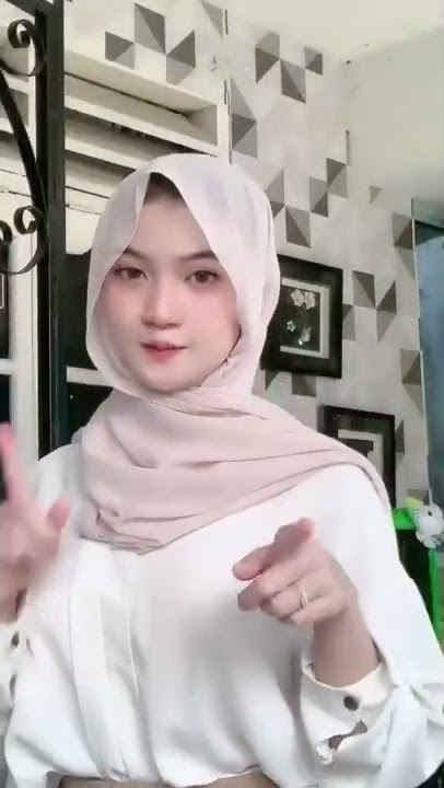 Ukhti,goyang slow #shorts #shorts #ukhti #hijab #trending