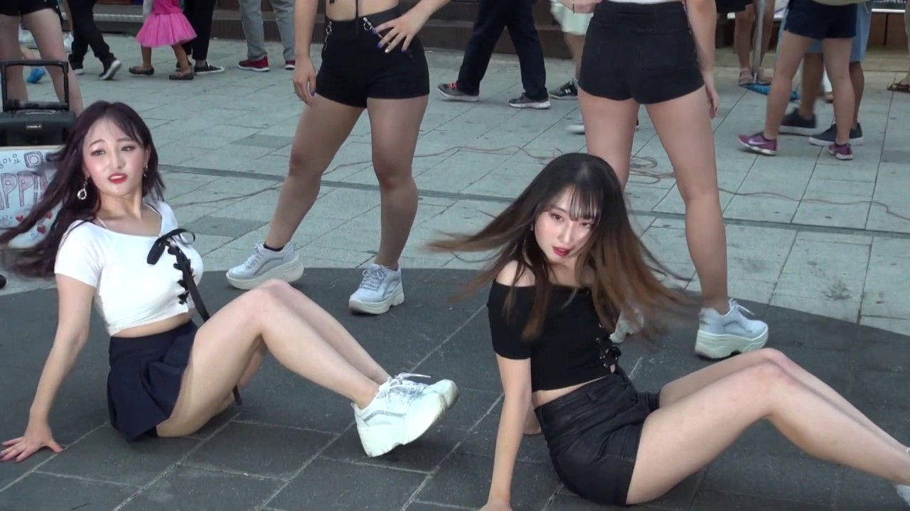 짧은 치마 Miniskirt, AOA, 댄스팀 해피니스 HAPPINESS, 홍대버스킹 20180826