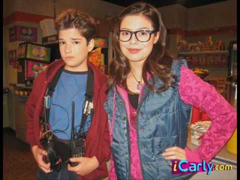 iCarly Collection - Leave It All To Me