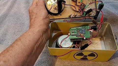 Portable Radiation Detector (Geiger Counter) Halloween Prop