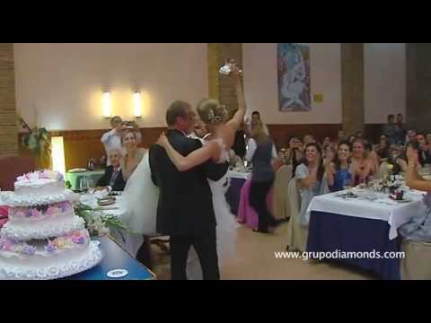 Tarta nupcial.  Música para el pastel.  Música para mi boda.  musica boda