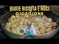 Pasta ricotta, noci e guanciale: la ricetta di Giorgione