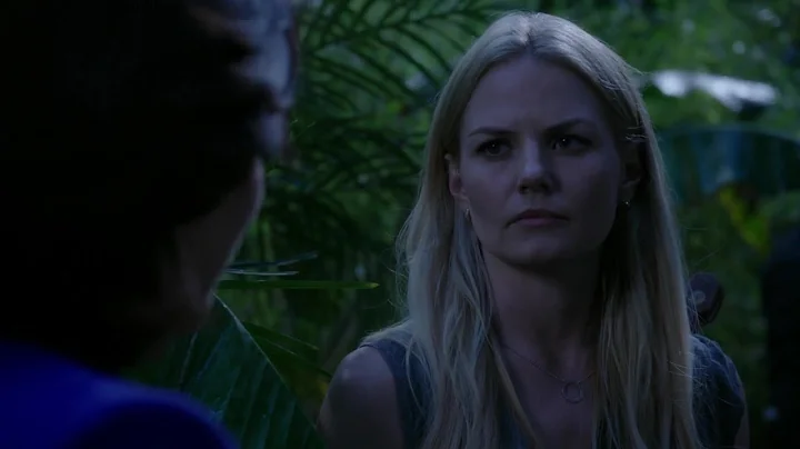 OUAT 3x03 - Regina suggest to Emma to do magic together | Swanqueen scenes HD