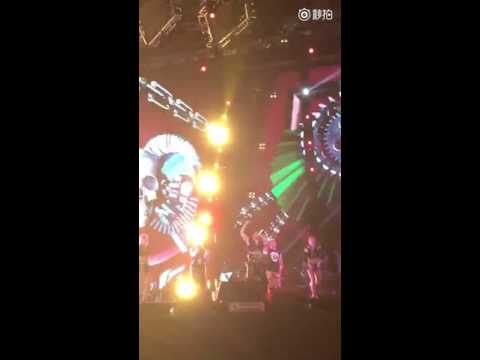 周杰倫&陳梓童-雙截棍(魔天倫世界巡迴演唱會佛山站20150926)
