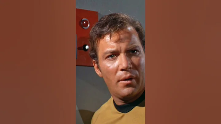 @StarTrekTOS's Captain Kirk being unbelievably chill #captainkirk #startrek #startrektos #original