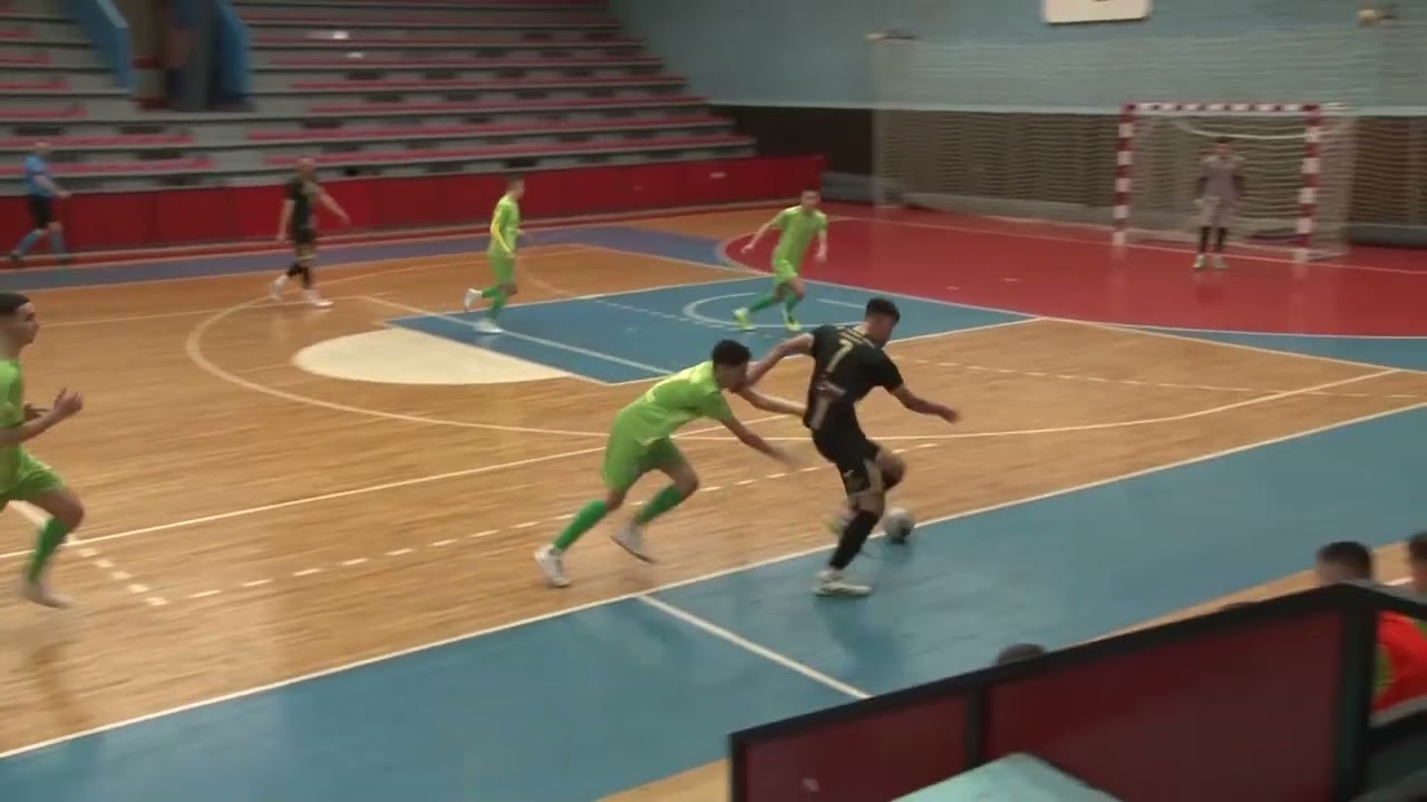 Yang Bojs   Akademac