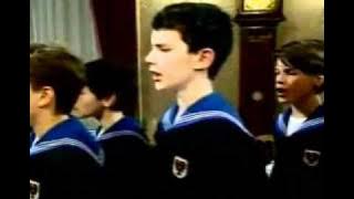 Vienna Boys Choir - Little Drummer Boy.