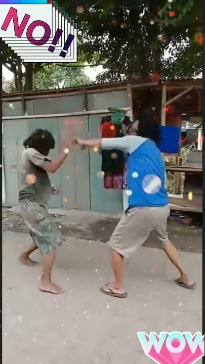 orang gila vs orang waras (pencak silat )