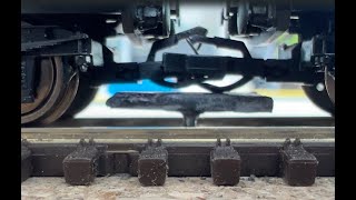 Servo controlled uncoupling