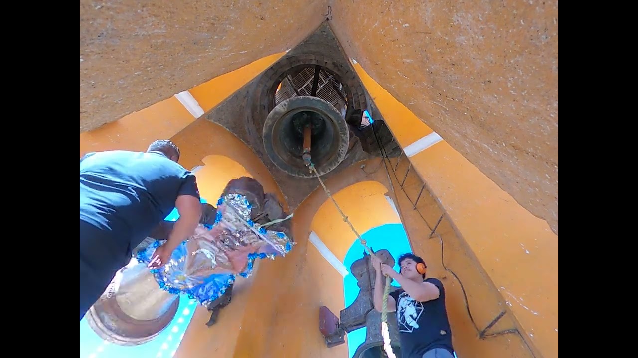 Repique de la salida del santisimo 2da llamada