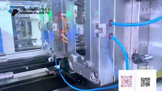 HD230 IU300 Two color injection molding machine for 2 cavities Sealed LID