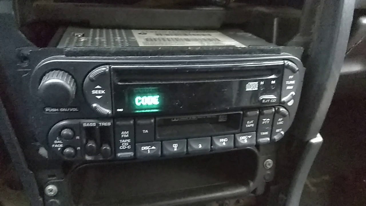 Радио Крайслер Додж Джип слушаем без кода (лайфхак) - YouTube