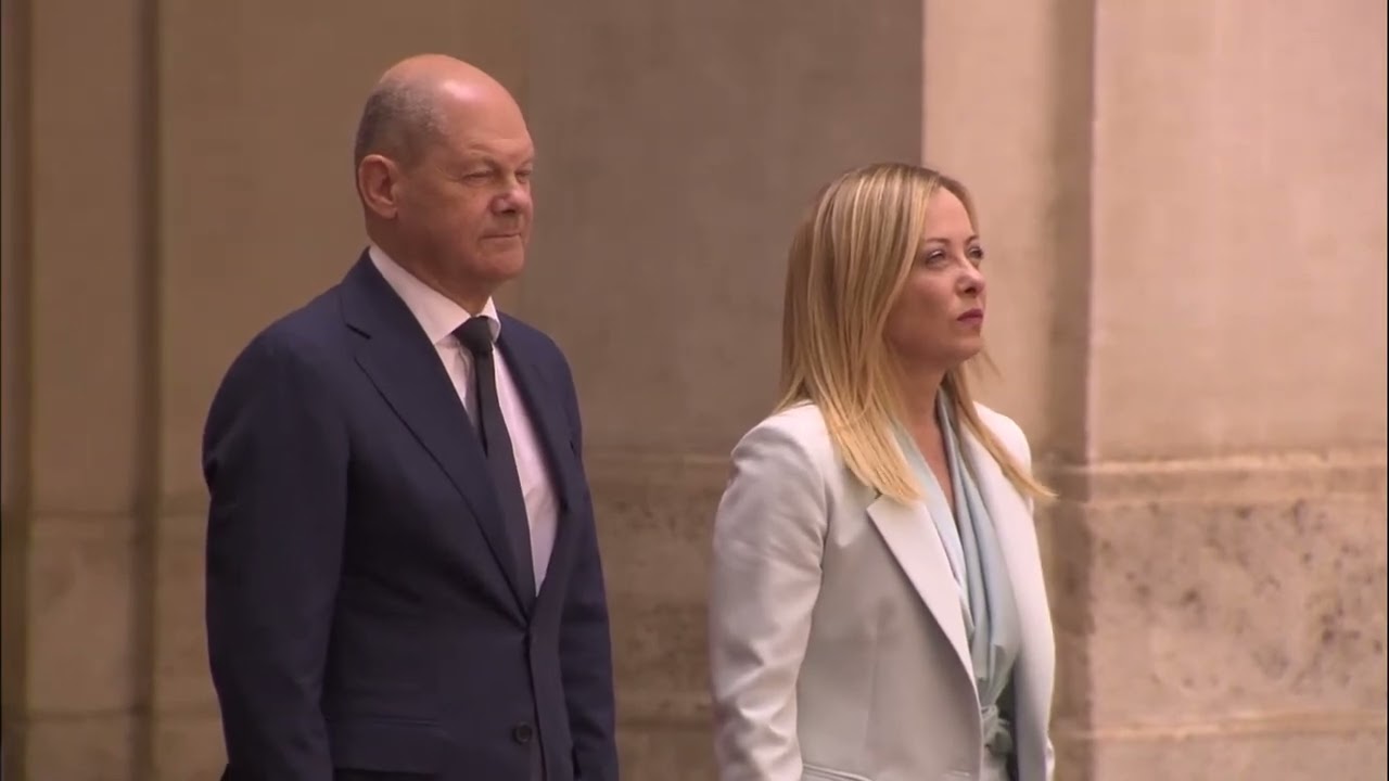 Giorgia Meloni incontra il Cancelliere della Repubblica Federale di Germania Scholz