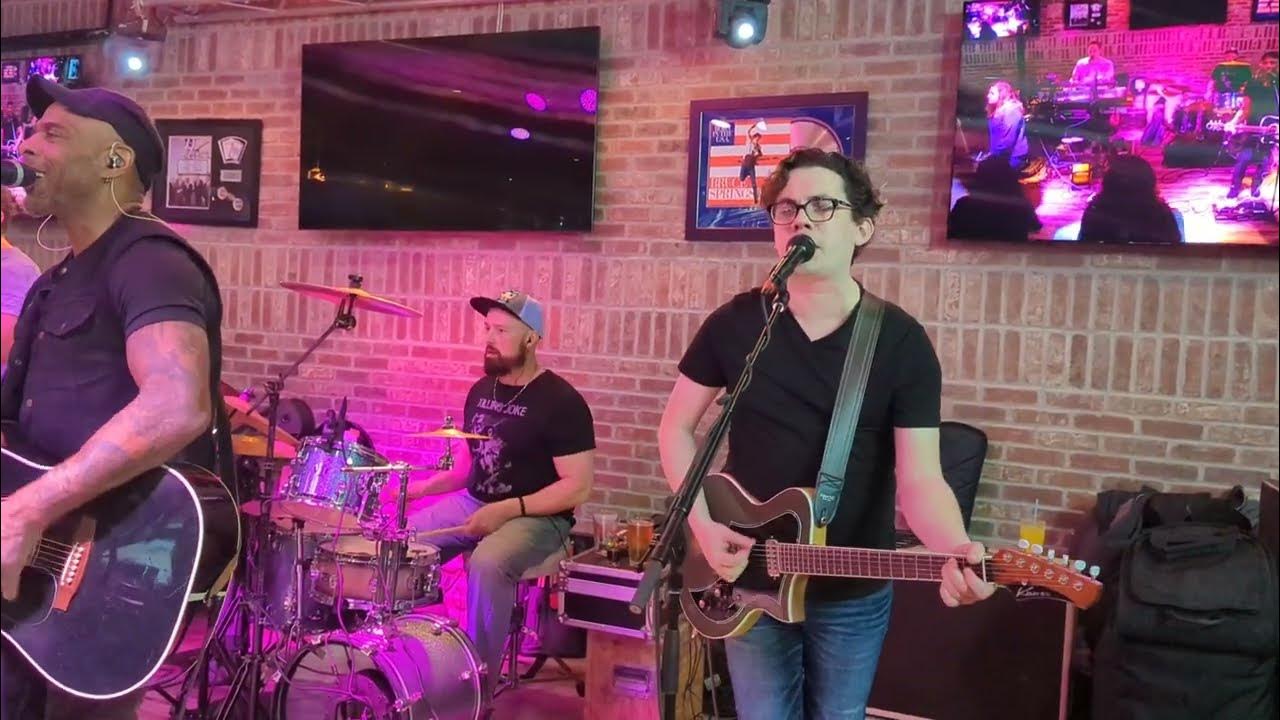 Entertainment Club Of NJ Undisputed / Country Girl Shake It For Me