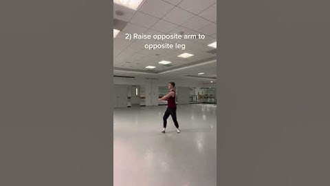 Here’s how to do a pirouette in 4 steps! 🩰✨ Credits to adambenjaminfitness #pirouette