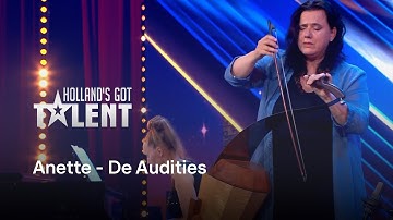 De ZINGENDE ZAAG van Anette roept veel VRAAGTEKENS op bij de jury | Holland