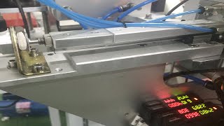 Tutorial how to thread labels through rolls for labeling machine | como encadear rótulos