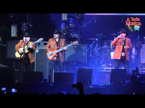 Los Originales De San Juan "La Troca Del Moño Negro" Desde El Aragon En Chicago 3/2/2013