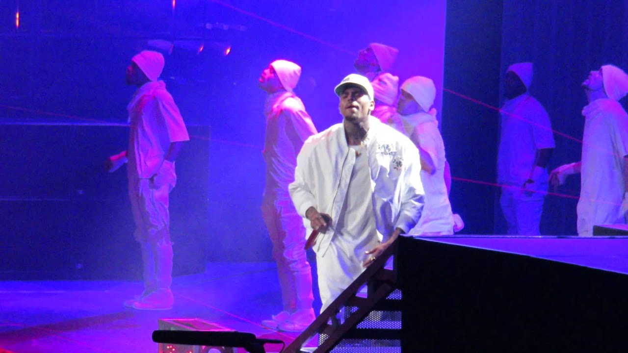 TicketHurry.com Chris Brown 