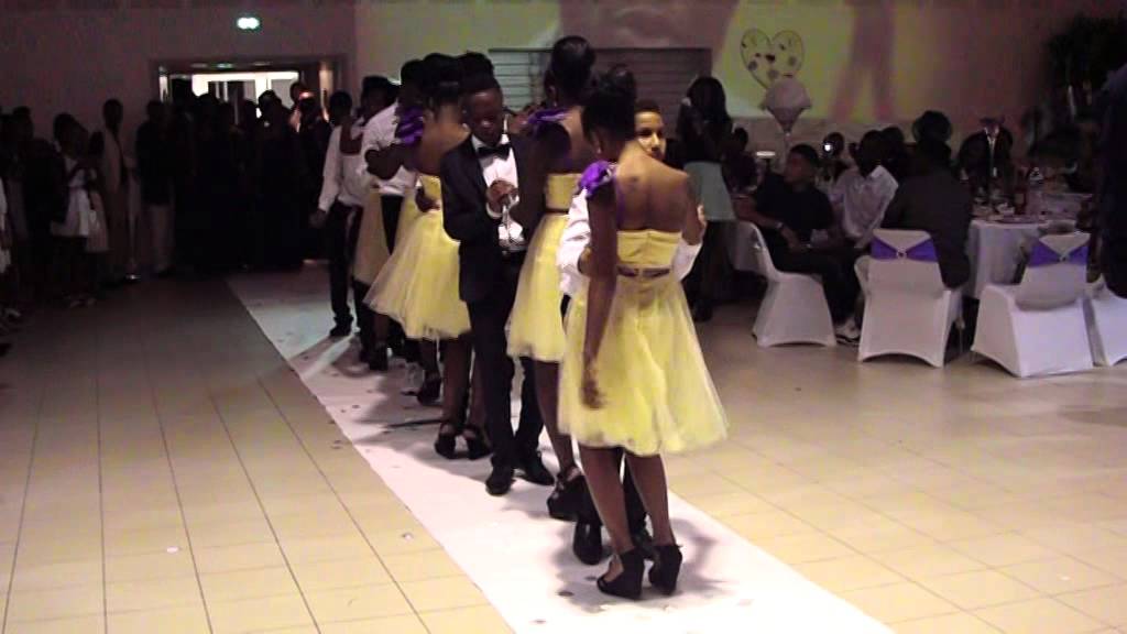 Mariage Marie-Noel & Chib à Montpellier, entrée des mariés