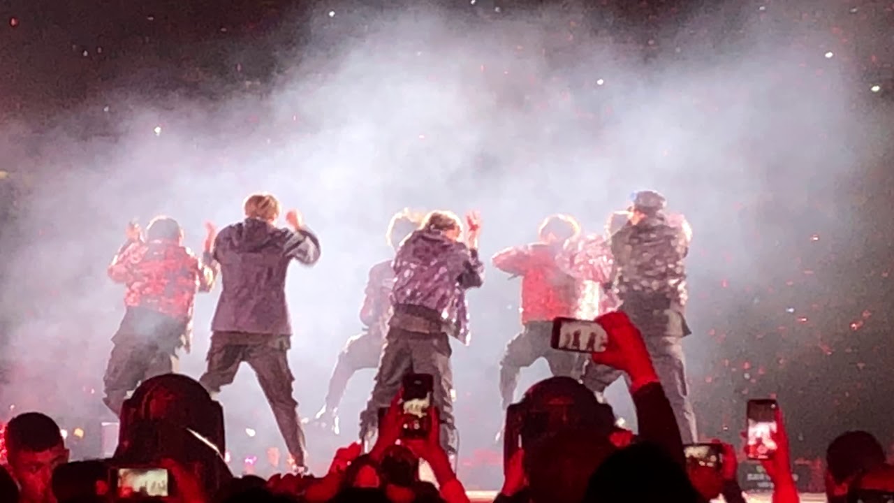 190504 BTS - Mic Drop | SYS Tour in LA Rose Bowl