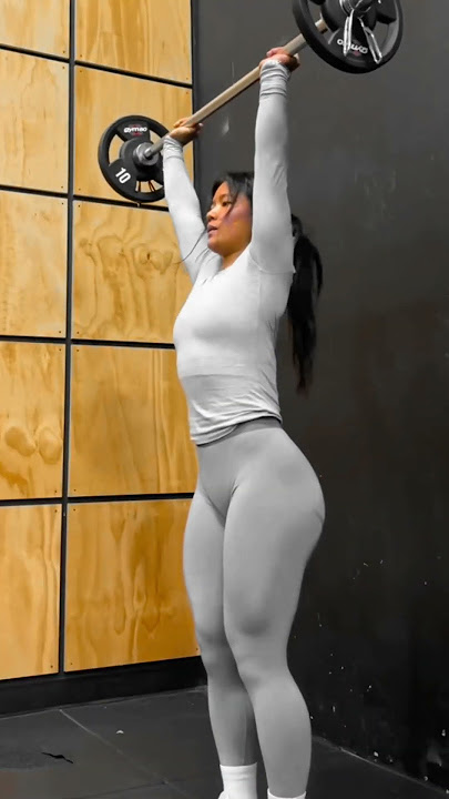 Asian Model Glutes Bridge Workout 🔥🍓🍓 ##crossfit #model #glutes #fitness #gymlover #legsday #asian