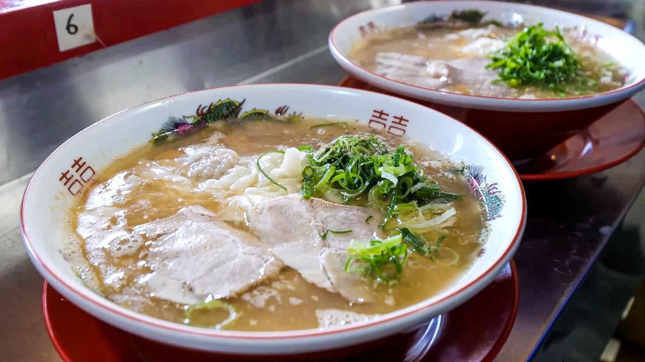 １０００円で無限に替玉し放題！博多男児の究極豚骨ラーメン食堂に客が吸い込まれる。。