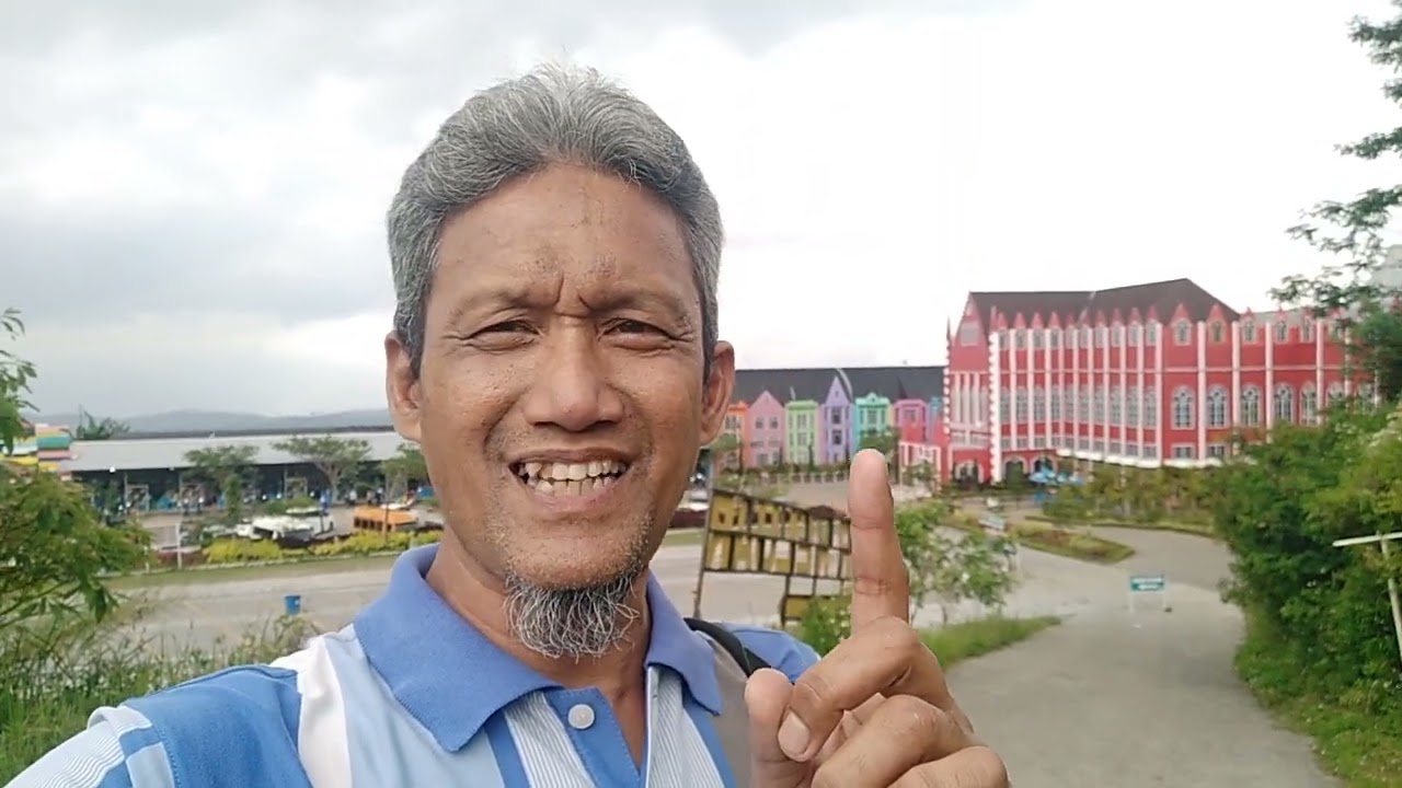Gaya Bisnis MK Insting