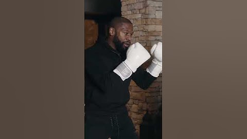 Boxing Lessons With Floyd Mayweather #Shorts