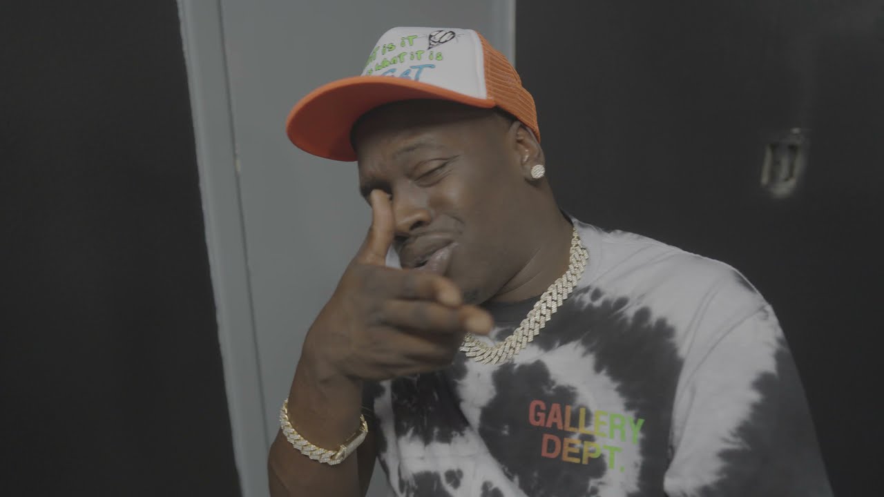 FETTY P FRANKLIN - OPTIONS (OFFICIAL VIDEO) adlı videoyu YouTube'da izle FETTY P FRANKLIN - OPTIONS (OFFICIAL VIDEO) adlı videoyu YouTube'da izle