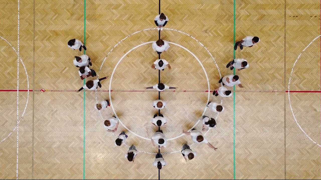 Alma Együttes Mutasd meg! Flashmob - CSCSMPSZ Makói Tagintézménye