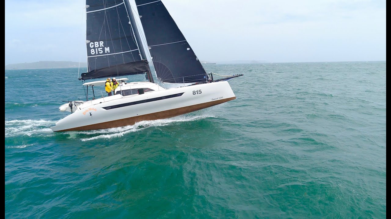 Sailing Beauty - Dazcat 1295 Slinky Malinki