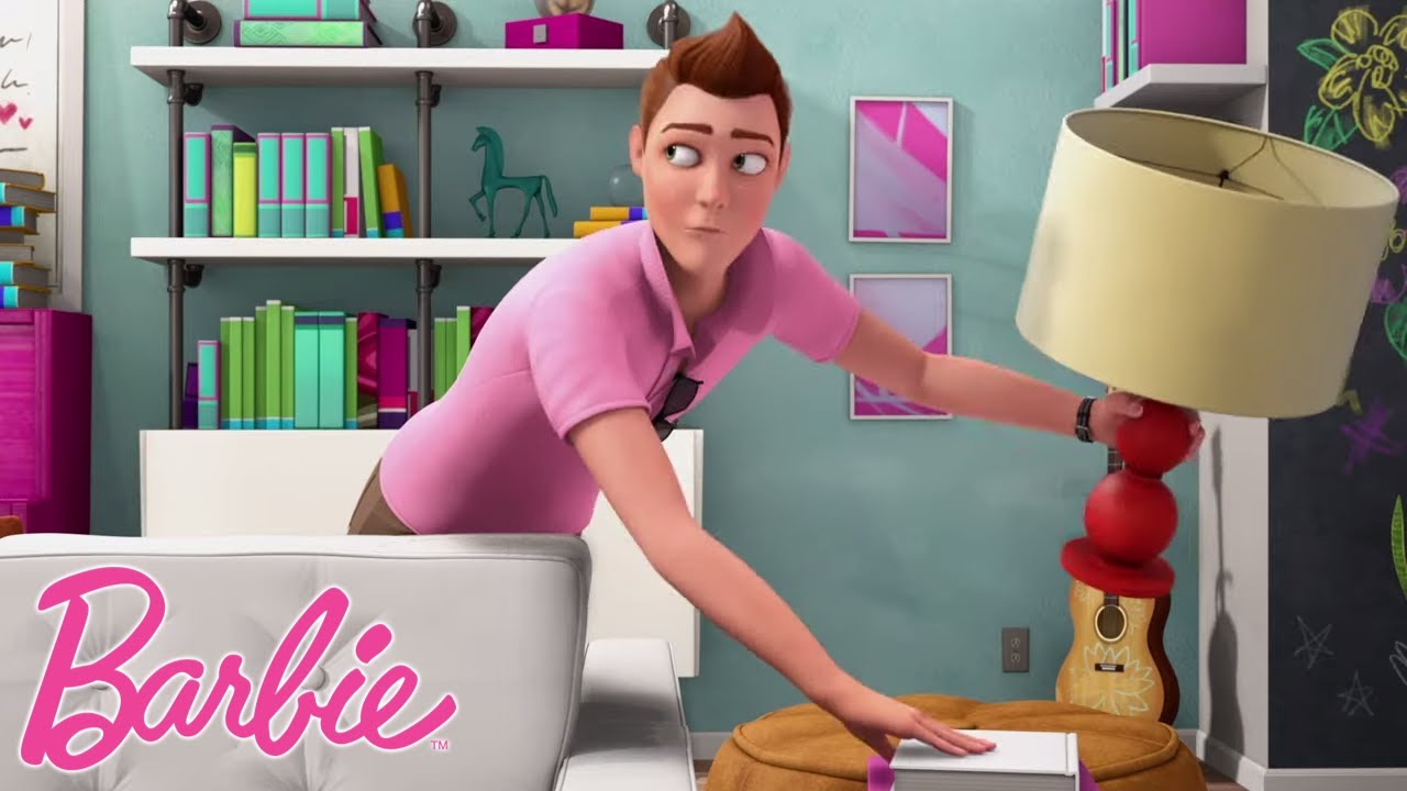 Il y a un espion | Barbie Dreamhouse Adventures | @BarbieFrançais