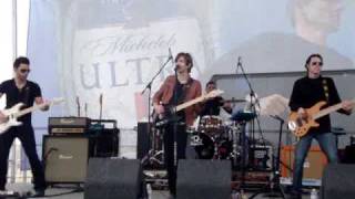 Alex Band at the LA Marathon screenshot 4