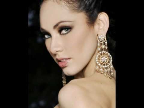 Perla Beltran Way to Miss World 2009