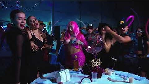 MESA QUE MAS APLAUDA REMIX(fem version) [VIDEO OFICIAL]- Bellakath, Fariana, Mariah Angeliq & Climax