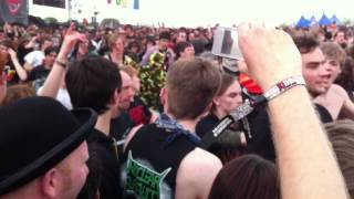Devildriver Pit @ Download 2012 (3)