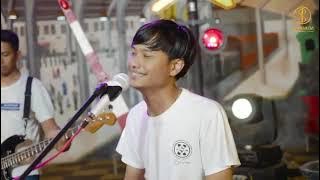 SASYA ARKHISNA   HANYA INSAN BIASA OFFICIAL MUSIC VIDEO DJ Makin Jedak