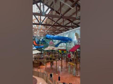 Great Wolf Water Park 🌊 - YouTube