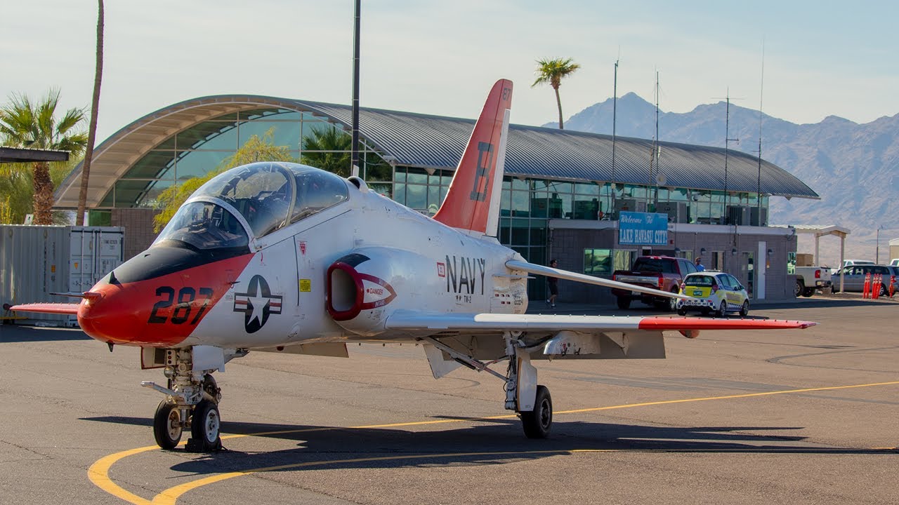 Military Aircraft Stop by Lake Havasu City Airport YouTube