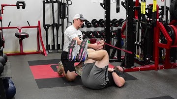 Banded Single-Arm Deadbug