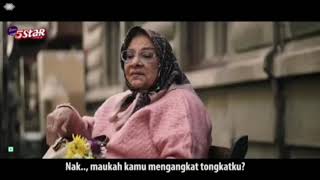 nenek hampir kejatuhan piano