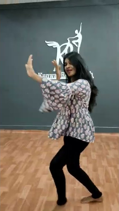 Laung Laachi Renuka Panwar dance #shorts #danceshorts #ytshorts #renukapanwarshorts #viralshorts