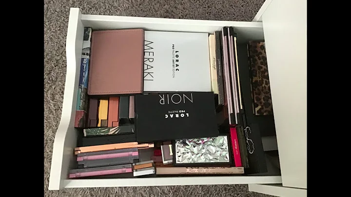 ASMR - Show and Tell Eyeshadow Palette Collection (soft spoken)