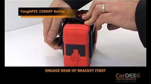 ToughPIX 2300XP - Attaching your lens bracket